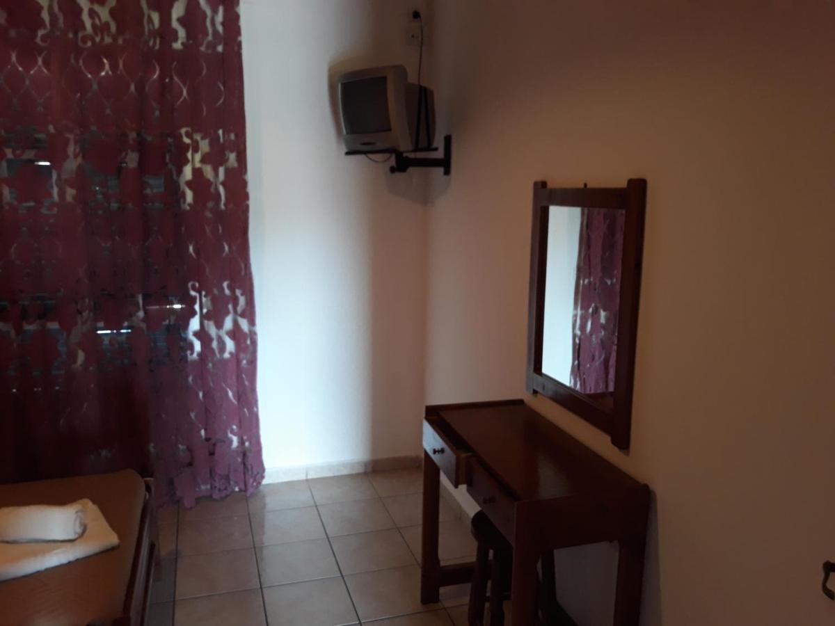 Aggeliki Apartments Сідарі Екстер'єр фото
